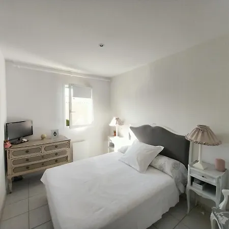 Maison T3 Climatisee, Indigo, Pierre La *